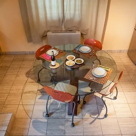Capanna דירה בונוקונבנטו